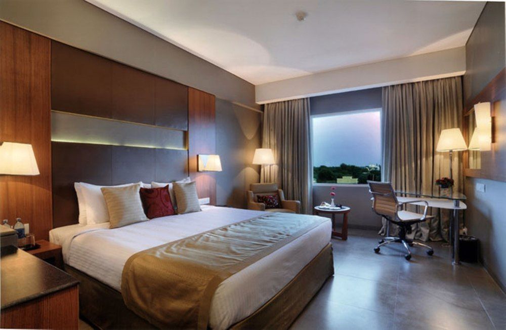 Rpj Hotel Rajkot Exterior foto
